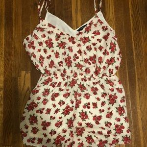 Red rose Romper